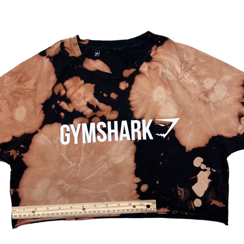 Gymshark Custom Crop Top - image 2